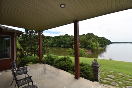 Riverfront Property For Sale In Linden, Tennessee - image 31