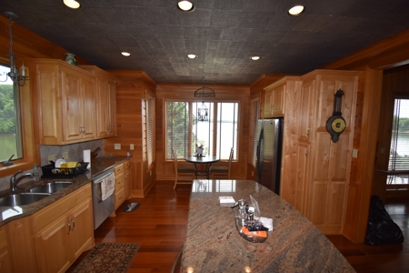 Riverfront Property For Sale In Linden, Tennessee - image 9