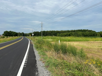 Country Home For Sale on 12.7+/- Acres in Ward, AR - image 4