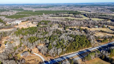 Prime 11-Acre Commercial Lot: Ideal Location in Boydton, VA - image 4