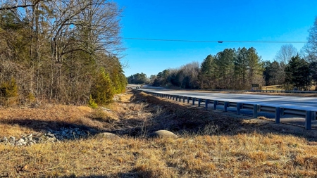 Prime 11-Acre Commercial Lot: Ideal Location in Boydton, VA - image 11