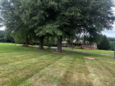 Home in Alexander County on +/- 31.26 Acres - image 12