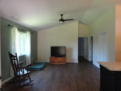 2021 Earth Contact  Home On 2.5 Acres - image 17