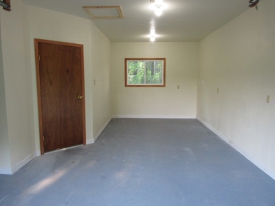 Two Bedroom Ranch on 6.48 Acres Montello WI - image 4