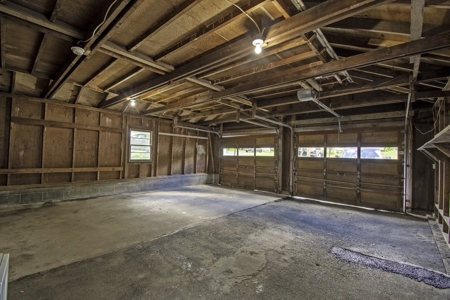 Single Level Home in Oxford NY - image 10