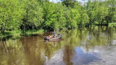 River Front Cabin on 67 acres discovered - image 39