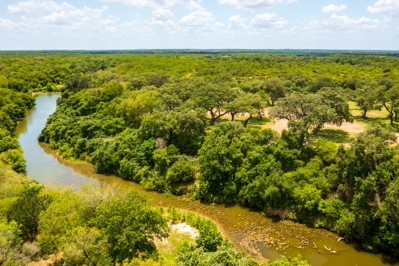 Oak Hollow Ranch On Hondo Creek
