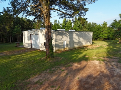 ±24.1 Acres Of East Texas Land With Insulated Shop And Pond - image 1
