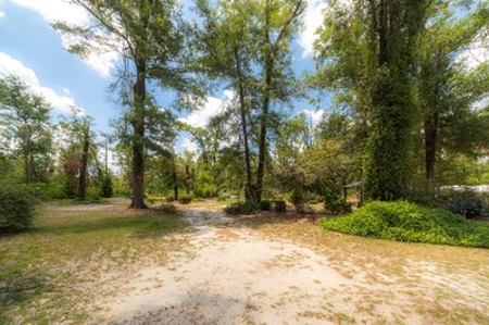 Home On 10 Acres In North Florida - image 5