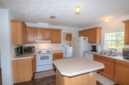 Home On 10 Acres In North Florida - image 27