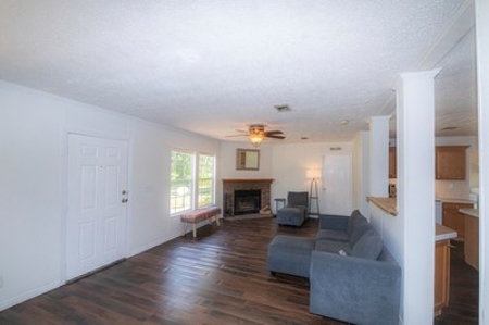 Home On 10 Acres In North Florida - image 31