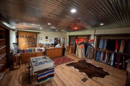 Running Creek Ranch - A Premier Equestrian and Sporting Retreat - image 28
