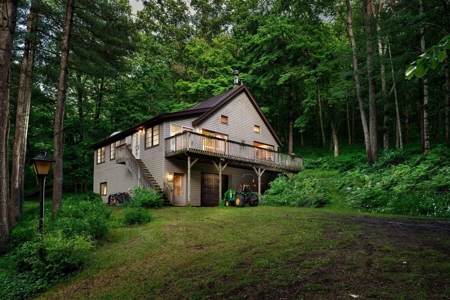 Cottage style home, on over 51 acres, for sale in Wisconsin - image 1