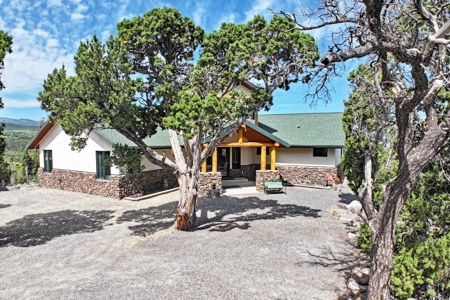 Mountain Home with Acreage and Views For Sale in Colorado - image 6
