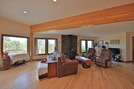 Mountain Home with Acreage and Views For Sale in Colorado - image 10