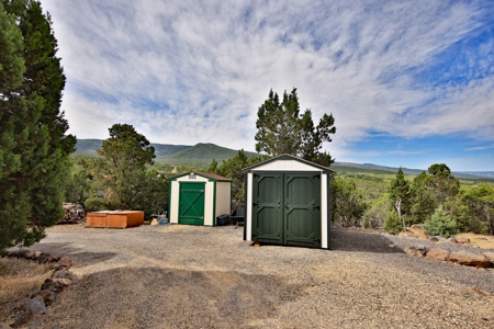 Mountain Home with Acreage and Views For Sale in Colorado - image 33