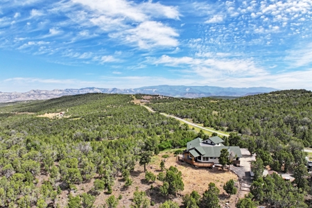 Mountain Home with Acreage and Views For Sale in Colorado - image 5