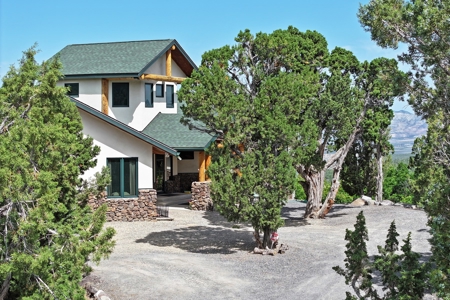 Mountain Home with Acreage and Views For Sale in Colorado - image 38