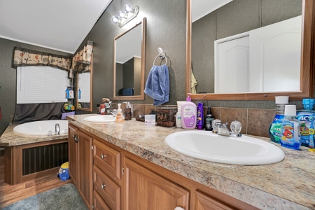 Home For Sale Near Elk City, Oklahoma - image 20