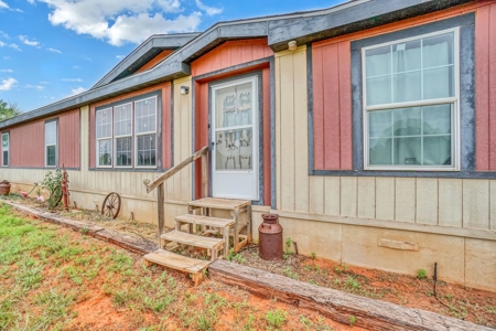 Home For Sale Near Elk City, Oklahoma - image 41