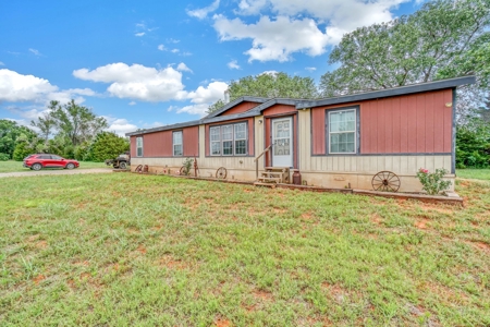 Home For Sale Near Elk City, Oklahoma - image 40