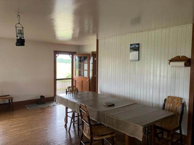 Home and Acreage For Sale - image 29
