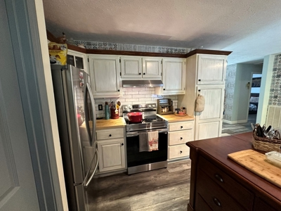 Private 3Br Home With Creek & 10.8Ac In Wayne County, Tn - image 11