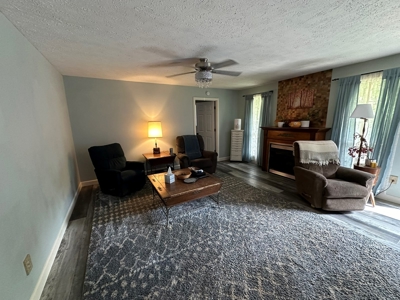 Private 3Br Home With Creek & 10.8Ac In Wayne County, Tn - image 9