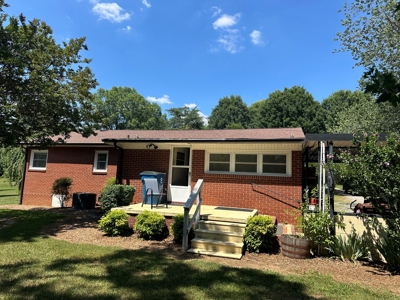 Brick Ranch on 5+/- acres in Alexander County NC - image 4
