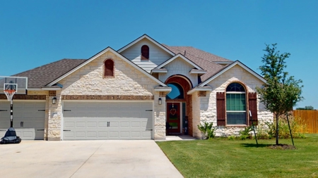 "2400 Lavigne Court: Luxury Living in Harker Heights!" - image 2