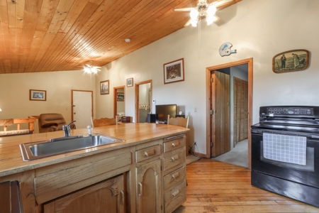 Country Home in Scandinavia, WI for Online AUCTION - image 8