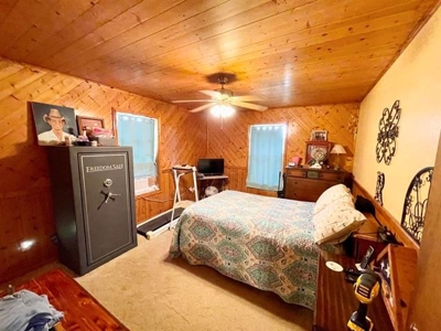 Cedar Sided home on 5 ac for sale Viola, AR - image 24