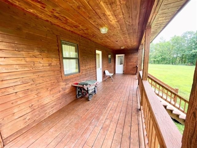 Cedar Sided home on 5 ac for sale Viola, AR - image 32