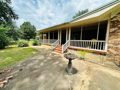 Country Home For Sale In North Central Arkansas - image 13