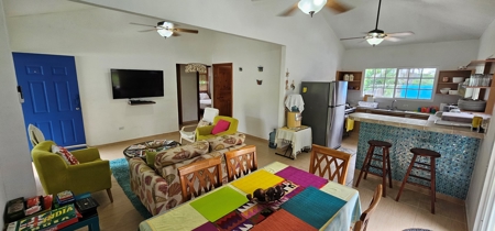 House with Pool just 1 minute walk from the beach - image 28