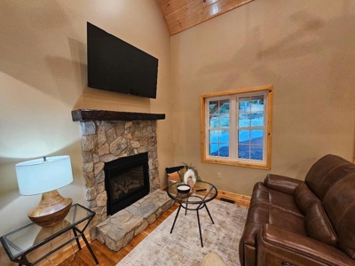 Cabin for Sale in Woolwine VA - image 9