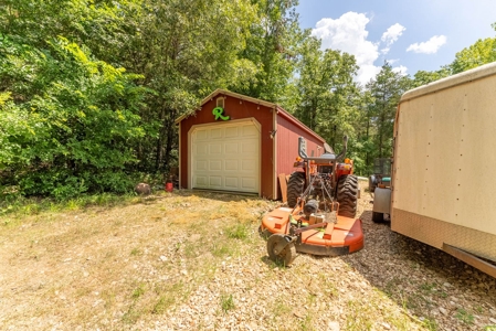 Country Home and Acreage with Live Water in Marion County - image 23