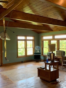 Private Home with Excellent access - image 4