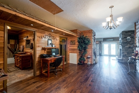 Private Waterfront Retreat On Tn River, 2 Homes, Boat Ramp - image 10