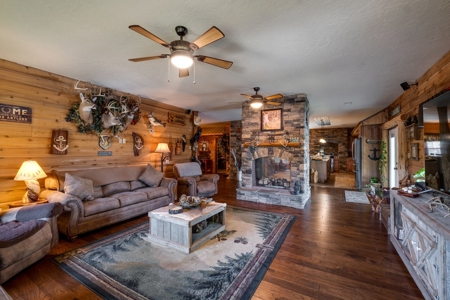 Private Waterfront Retreat On Tn River, 2 Homes, Boat Ramp - image 17