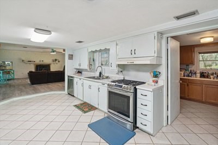 Waterfront Property W/House & Pool On 2.89 Ac - Lake City Fl - image 14