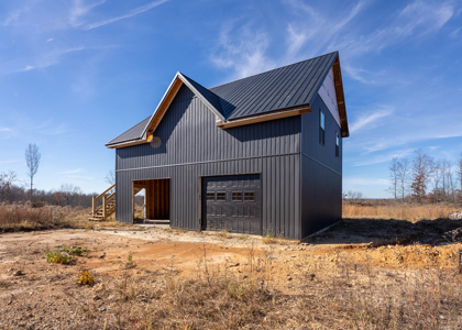 NEW BUILD/New Construction on 45 Acres in Mountain View MO - image 18