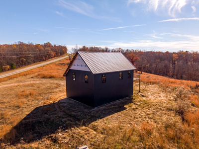 NEW BUILD/New Construction on 45 Acres in Mountain View MO - image 19