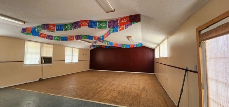 Absolute Auction of Former Church and Home in San Angelo TX - image 19