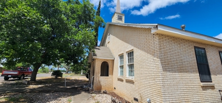 Absolute Auction of Former Church and Home in San Angelo TX - image 32