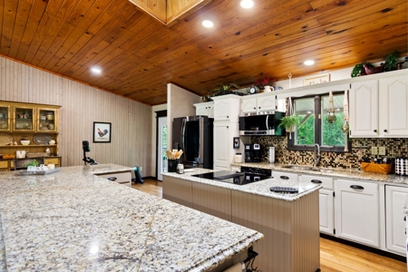 Country Home in Burkesville, Kentucky - image 14