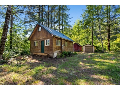 Log Cabin in Ariel, WA For Sale! - image 19