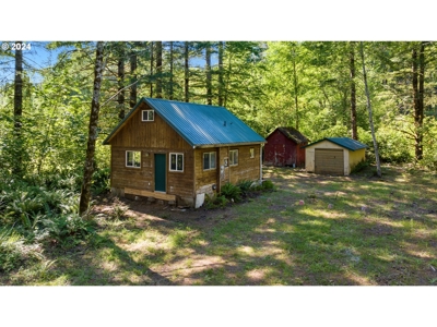 Log Cabin in Ariel, WA For Sale! - image 1