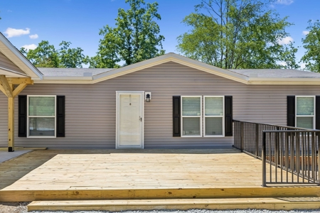 Country Home for Sale in Lewis County, Tennessee - image 6
