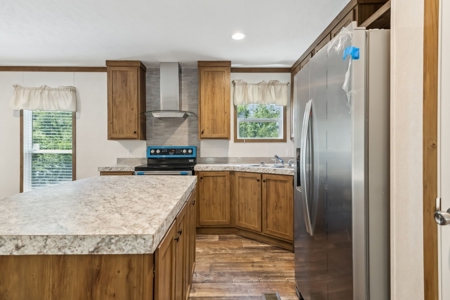 Country Home for Sale in Lewis County, Tennessee - image 15